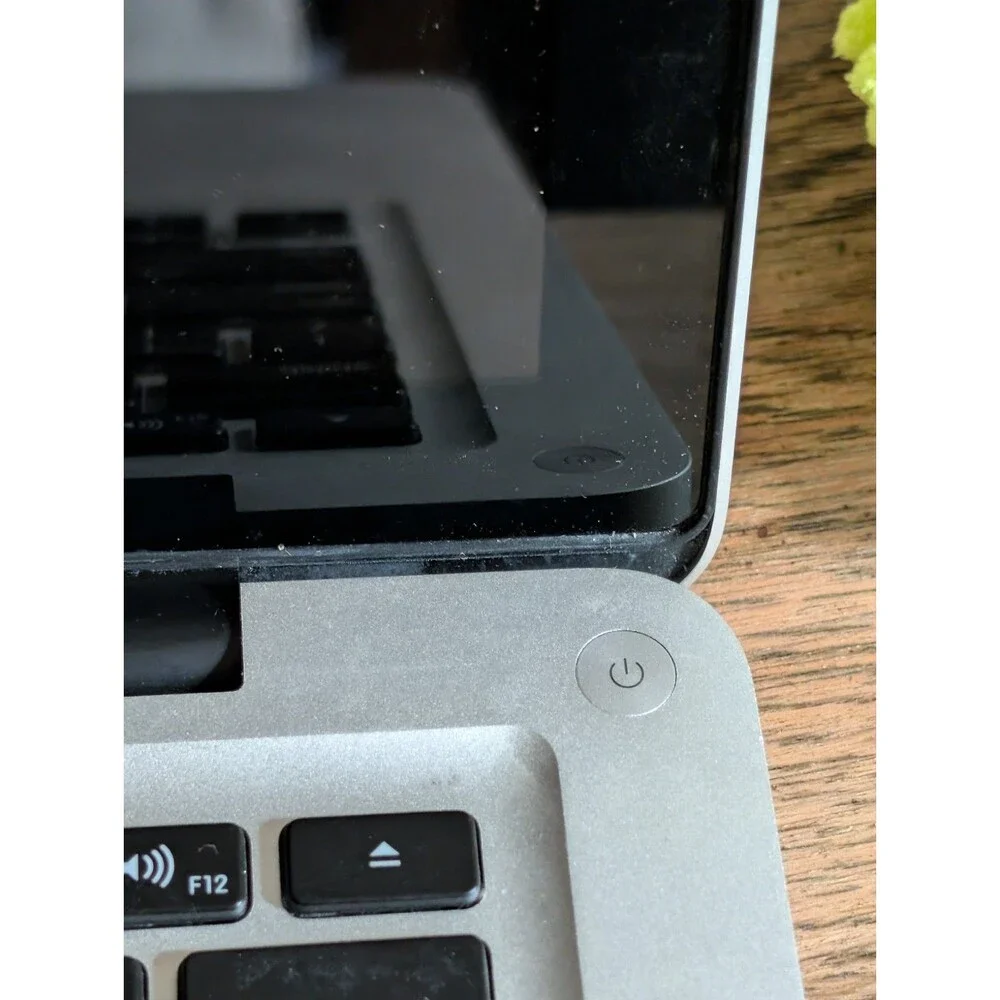Apple macbook pro